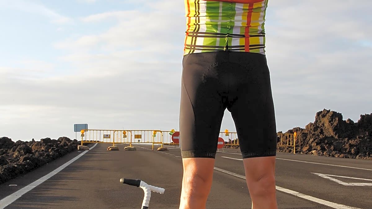 Nackenschmerzen beim Radfahren | TOUR