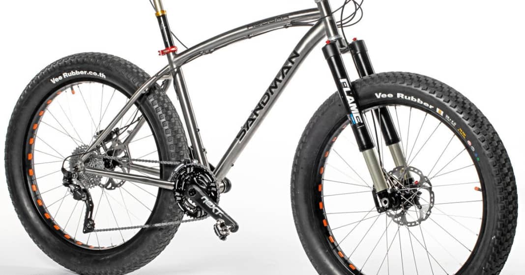 Edles Fatbike aus Titan mit Upside Down Federgabel BIKE