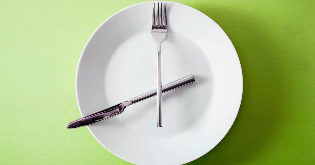 Intervallfasten: Intermittierendes Fasten im Check | TOUR