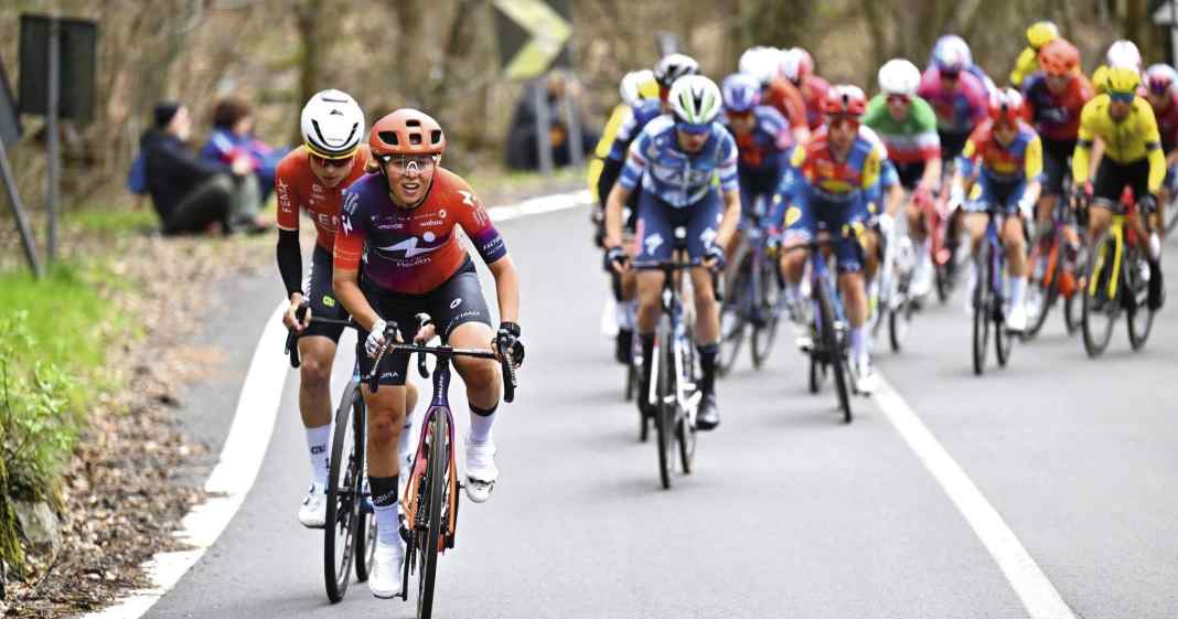 Mountainbike-Profis im Straßenradsport: Vom Trail auf den Asphalt | TOUR