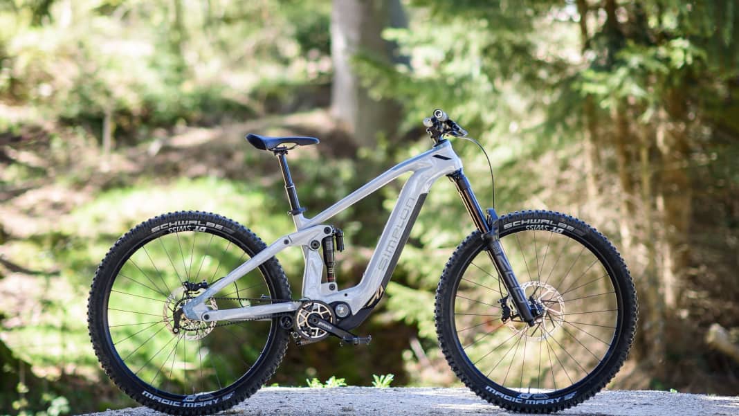Simplon Rapcon Pmax Pinion: Edles E-Enduro mit Pinion MGU | BIKE