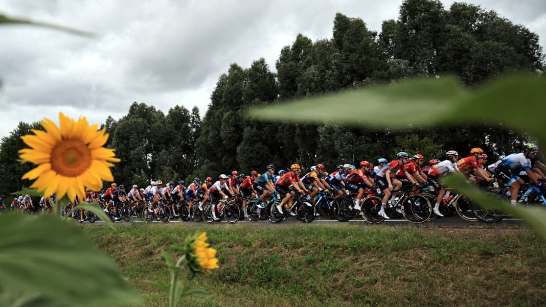 Mindestlohn Erhöhung 2024 im Radsport So viel Gehalt gibt es TOUR