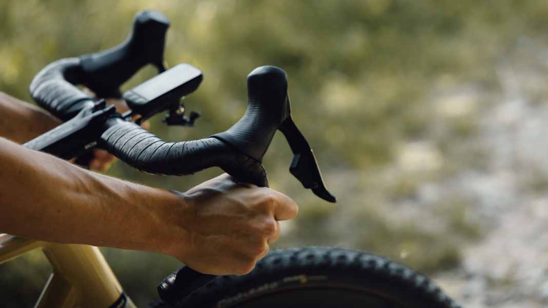 FIZIK Terra Solocush Tacky 3,5 - Black - Fahrrad Sattel Für Offroad Und Trekking