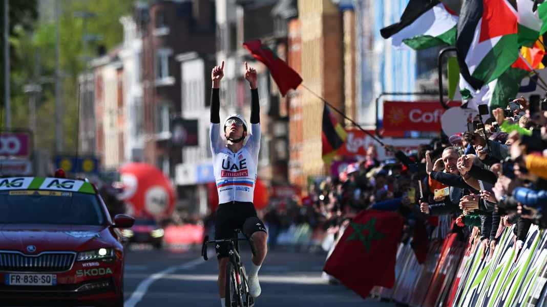 LüttichBastogneLüttich 2024 SuperSolo! Pogacar deklassiert