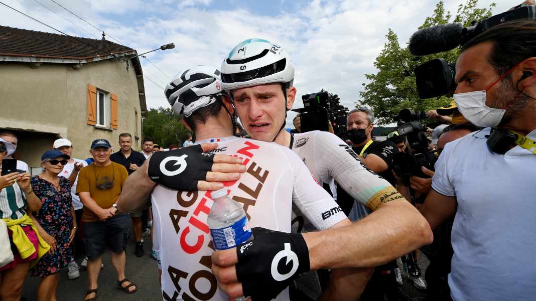 Comments on stage 19: Emotional Mohoric: "You know what everyone is going through"