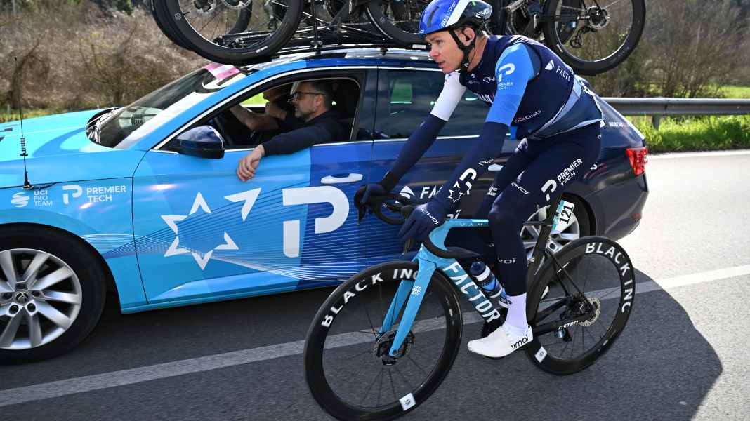Scaphoid fracture: Froome withdraws from Tirreno-Adriatico