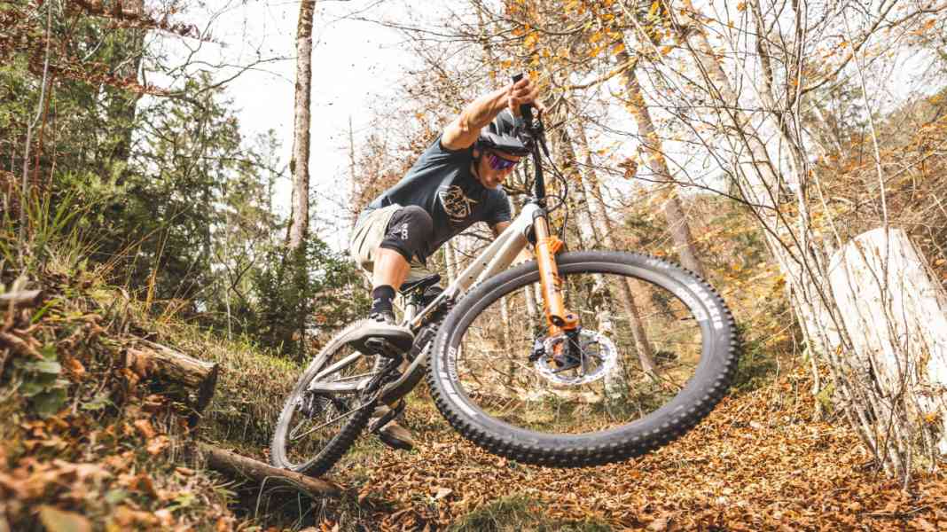 Autumn equipment: 13 items that mountain bikers can use now