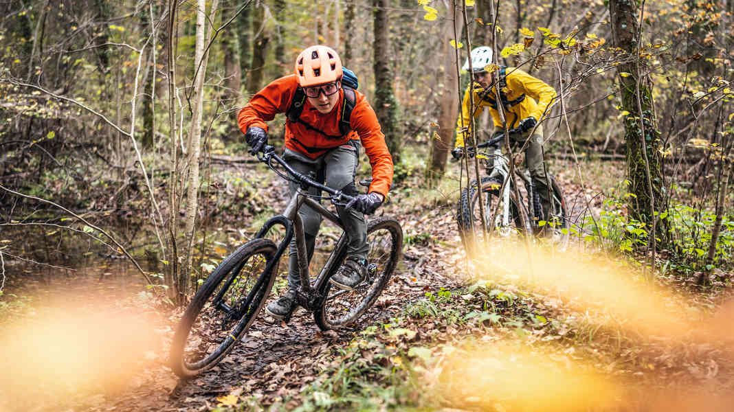 Biking in winter: The right bike tyre for the cold season