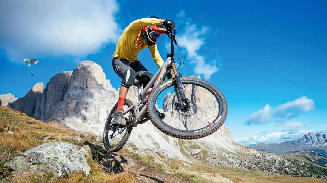 Test 170-millimetre bikes 2023: Santa Cruz Nomad 6 CC AXS
