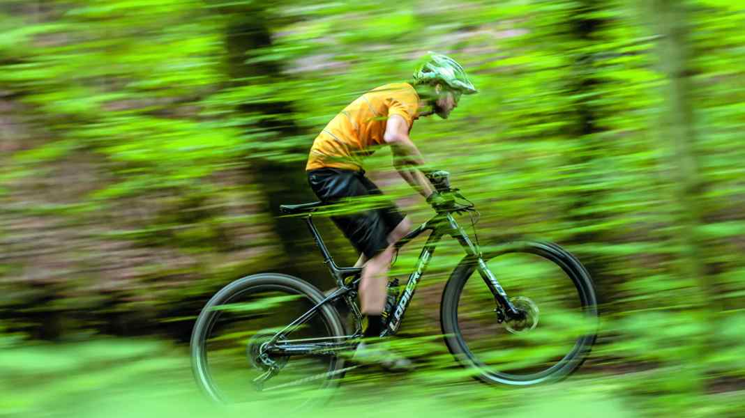 Lapierre XR 9.9 - Carbon-Fully im Marathon-Test 2023