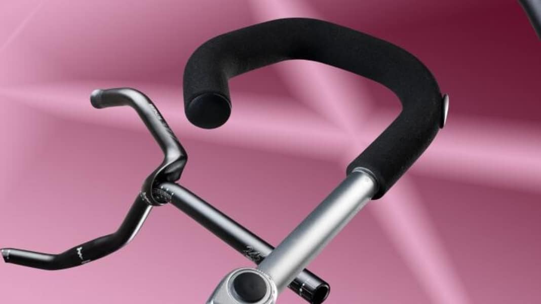 The right handlebar solves many problems
