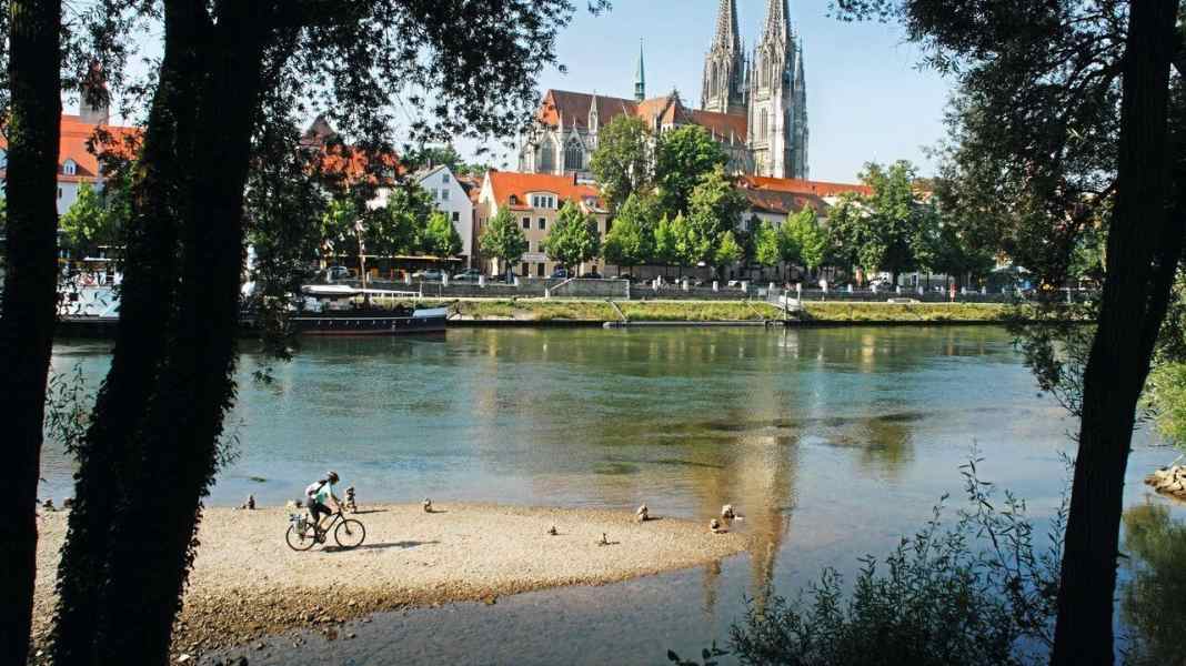 Munich-Prague long-distance cycle route