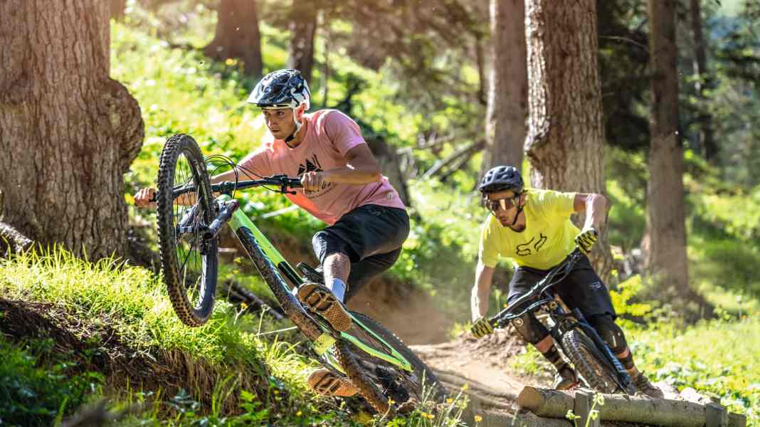 All-rounders: 6 trail bikes in a tough comparison