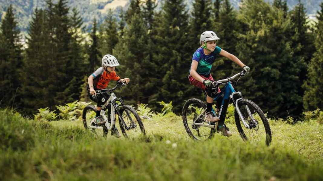 Playmobile: Lightweight e-bikes for children from Woom and Ben-E-Bike