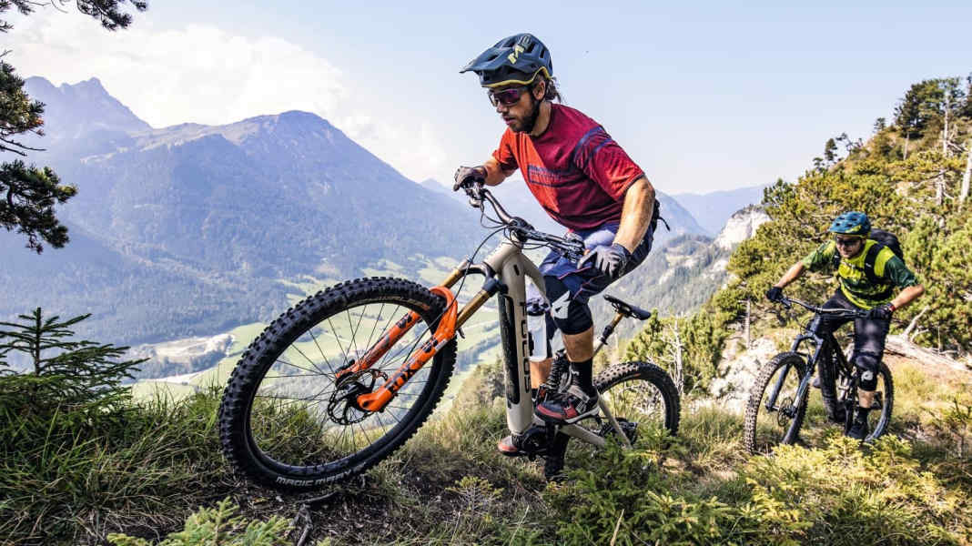 Duell: Focus Sam² 6.9 gegen Propain Ekano