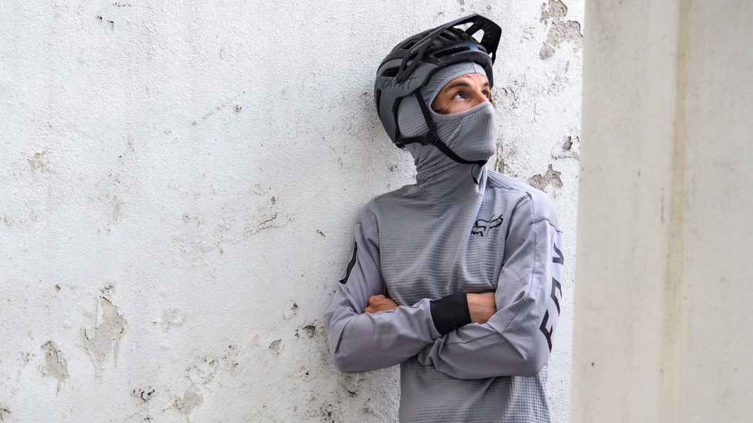 Camouflage: Fox Defend thermal jersey and trousers