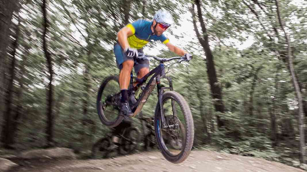 Carbon all-mountain Specialized Levo Carbon on test