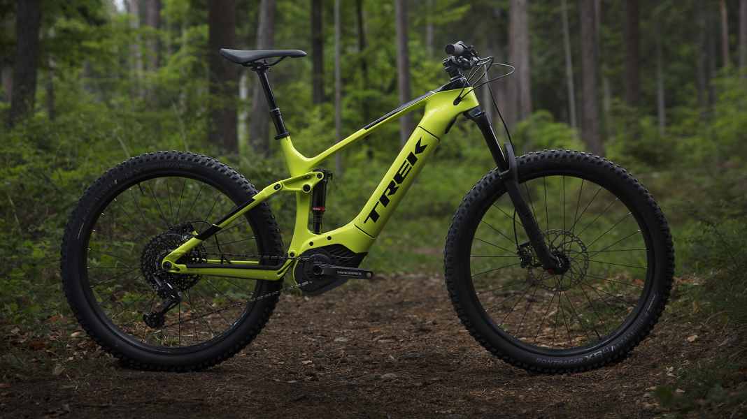 Trek relies on carbon and Powertube