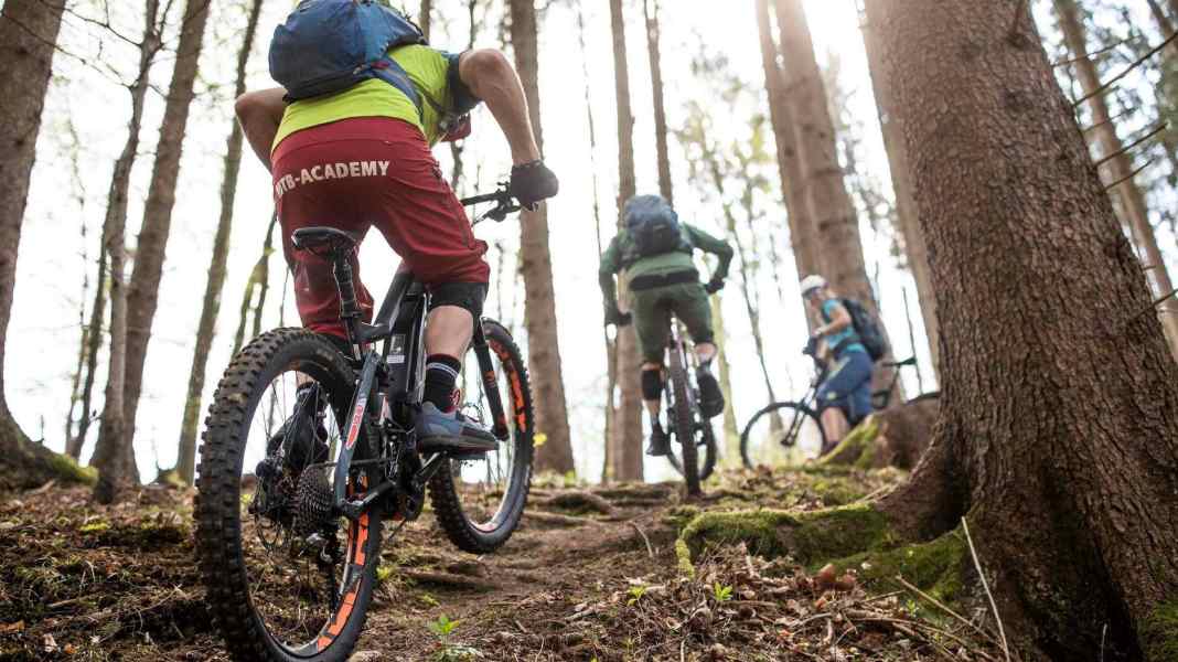 Become a reader tester for an EMTB test