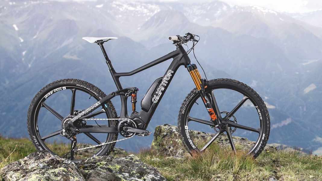 Record E-Trailbike: Is lighter better?