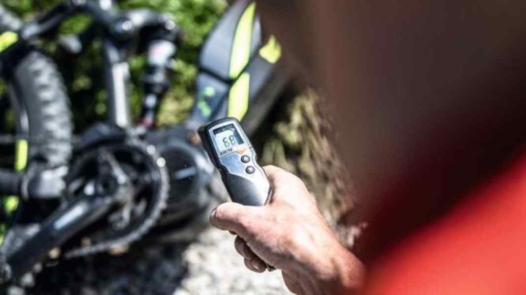 Motorentest: 7 Antriebe im E-MTB Extremtest