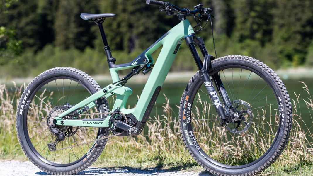 Uproc6: Flyer stellt E-Enduro vor