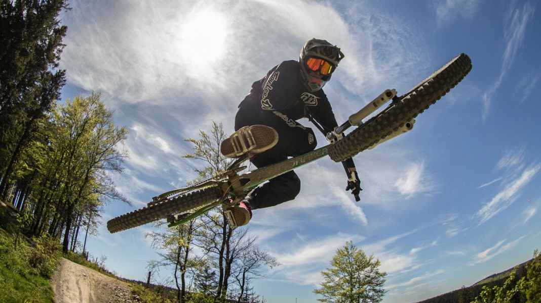 Eine Karte für 20 Bikeparks in Europa