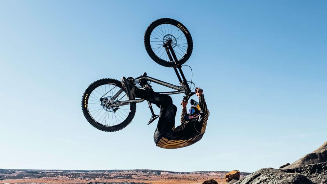 9 Rückenprotektoren im Crash-Test