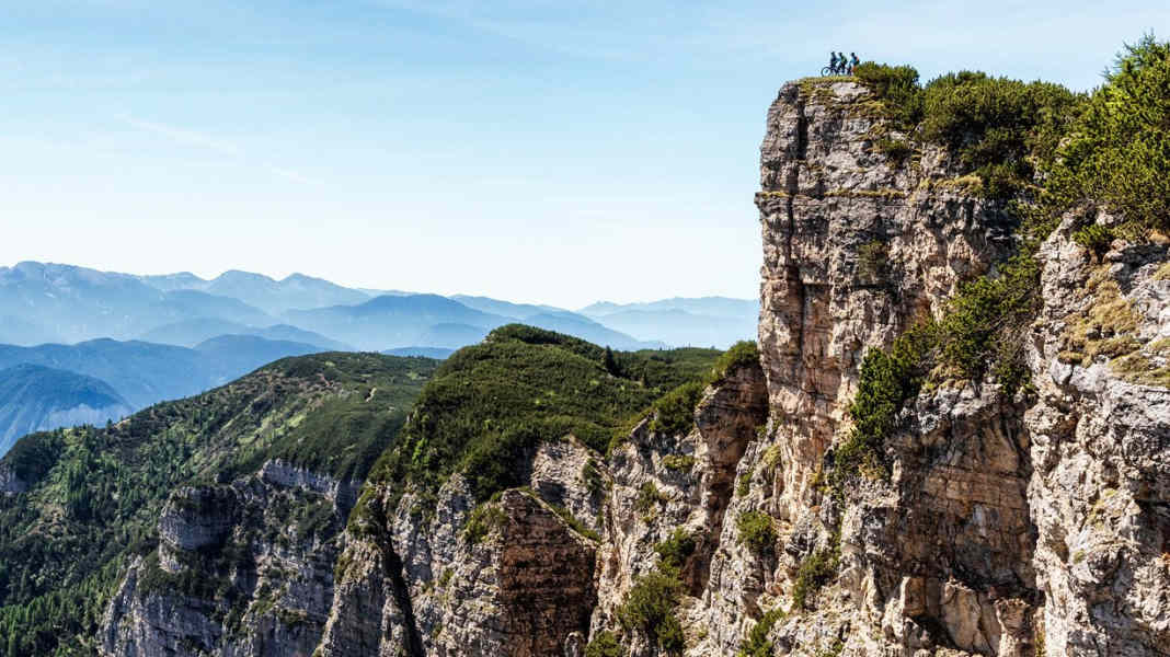 Nature trails in Trentino: 4-day Tour de Non