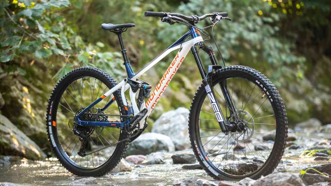 Enduro bike Superfoxy in aluminium for the first time