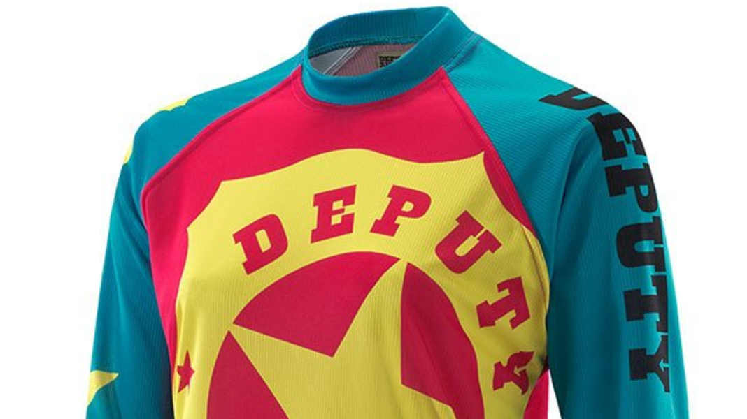Deputy Sheriff: Bike-Klamotten im US-Look für Damen und Herren