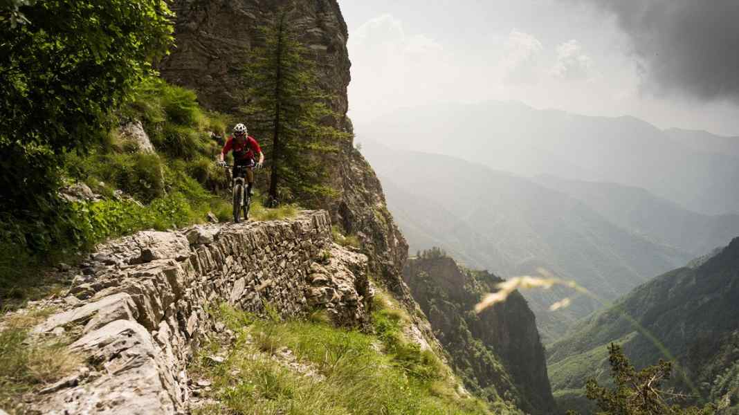 Italien: Via dei Monti Liguri