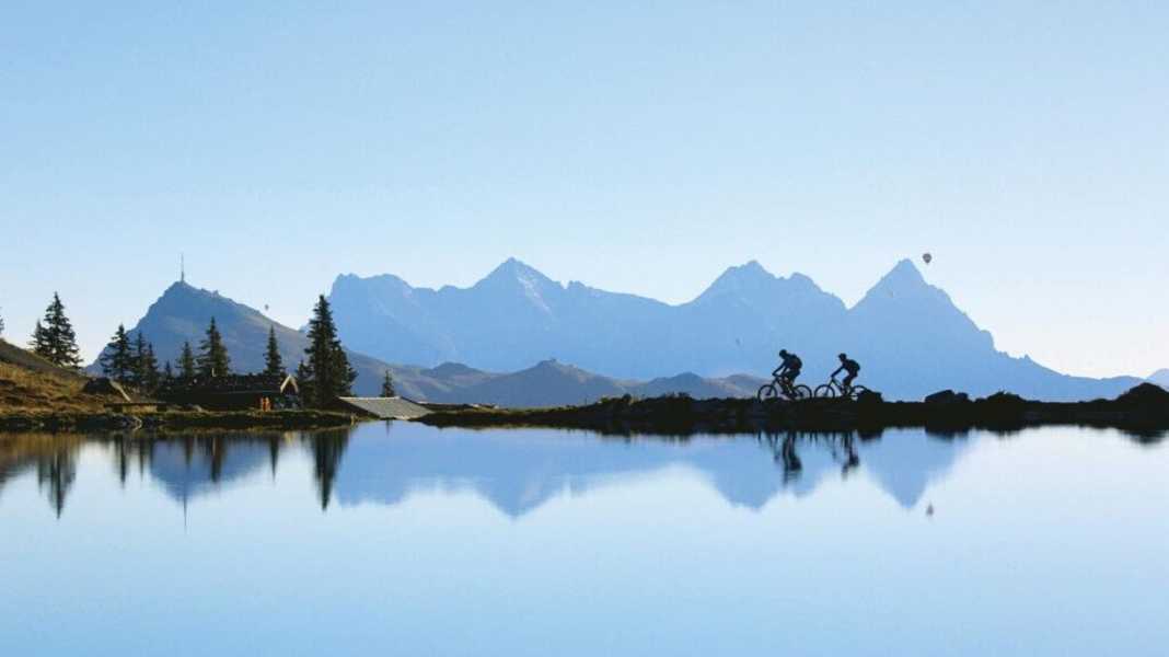 With the mountain bike to the hut tour in Kirchberg