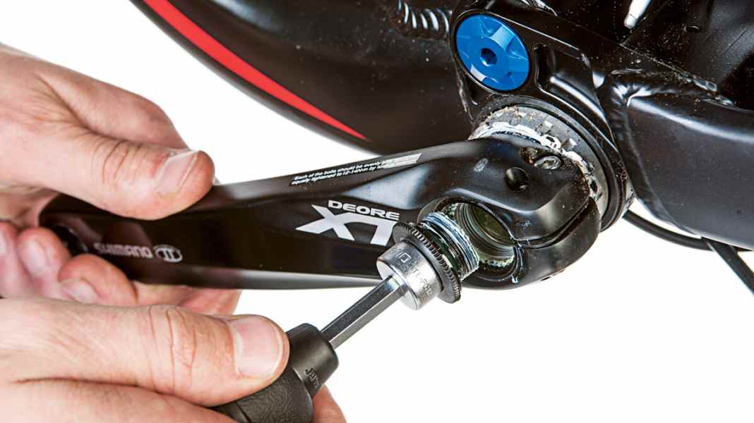 Screwdriver tips: Bottom bracket service
