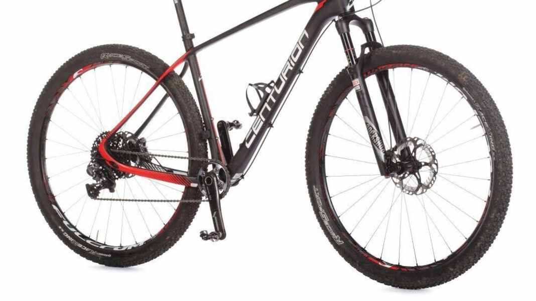 Rennmaschine: Centurion Backfire Carbon Team.29 im Test