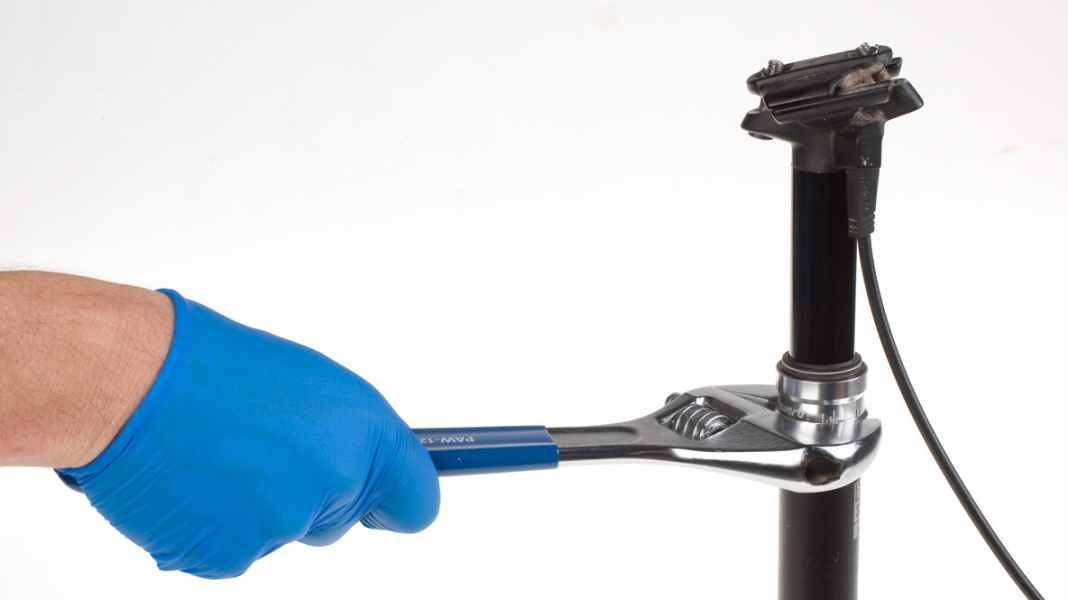 Maintenance: Rock Shox Reverb dropper post