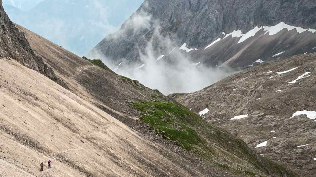 Stein-Reich: 2 women on the Wetterstein Trails