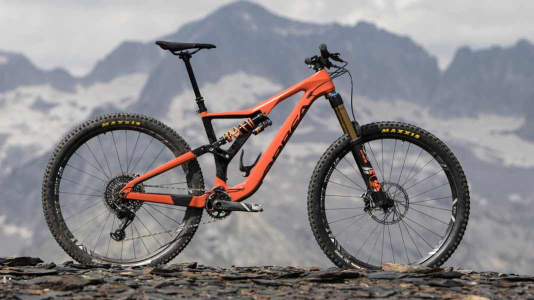 Asymmetrical: New Enduro MTB from Orbea