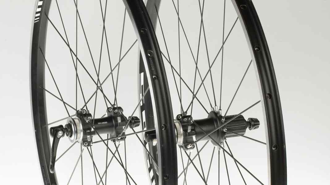 Shimano WH-M 565 wheels