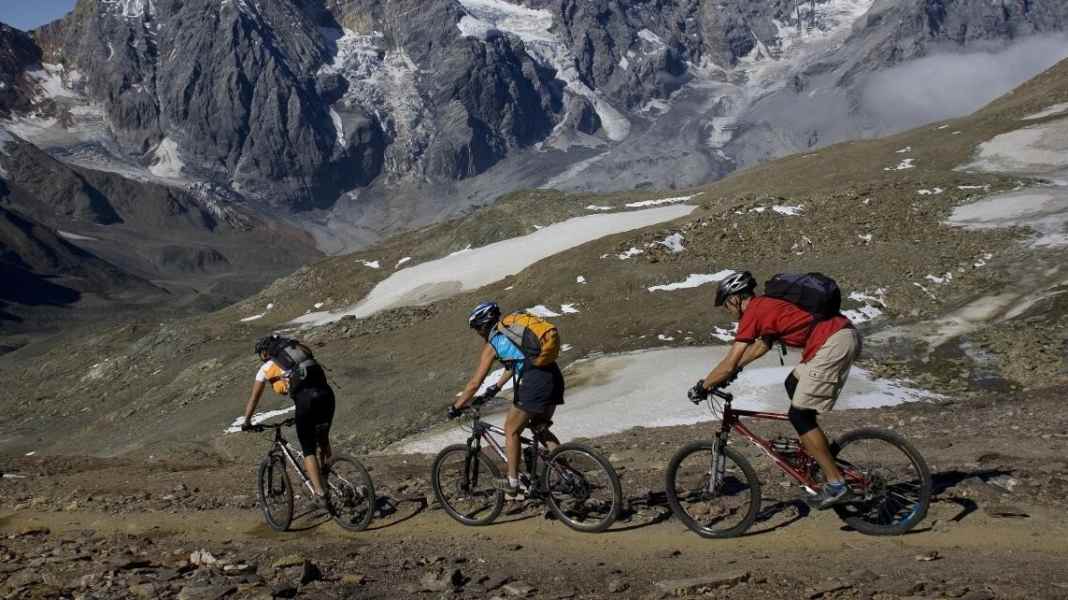 Italy: Panorama tour Madritschjoch