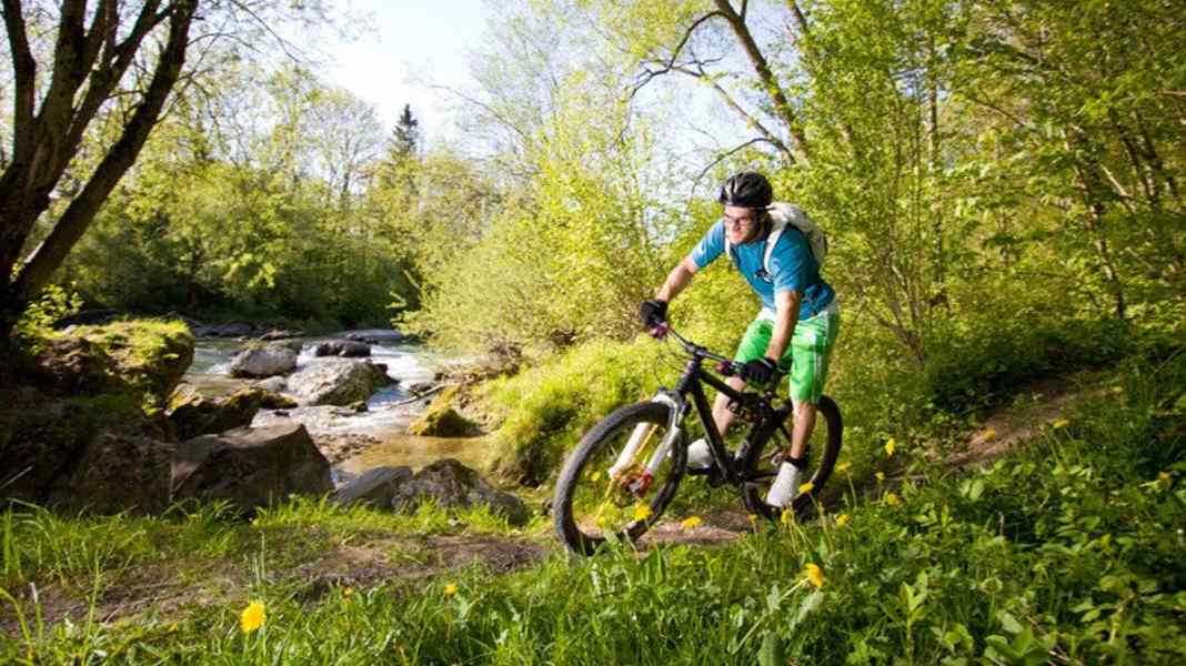 Deutschland: Brücken-Trail in Garching an der Alz