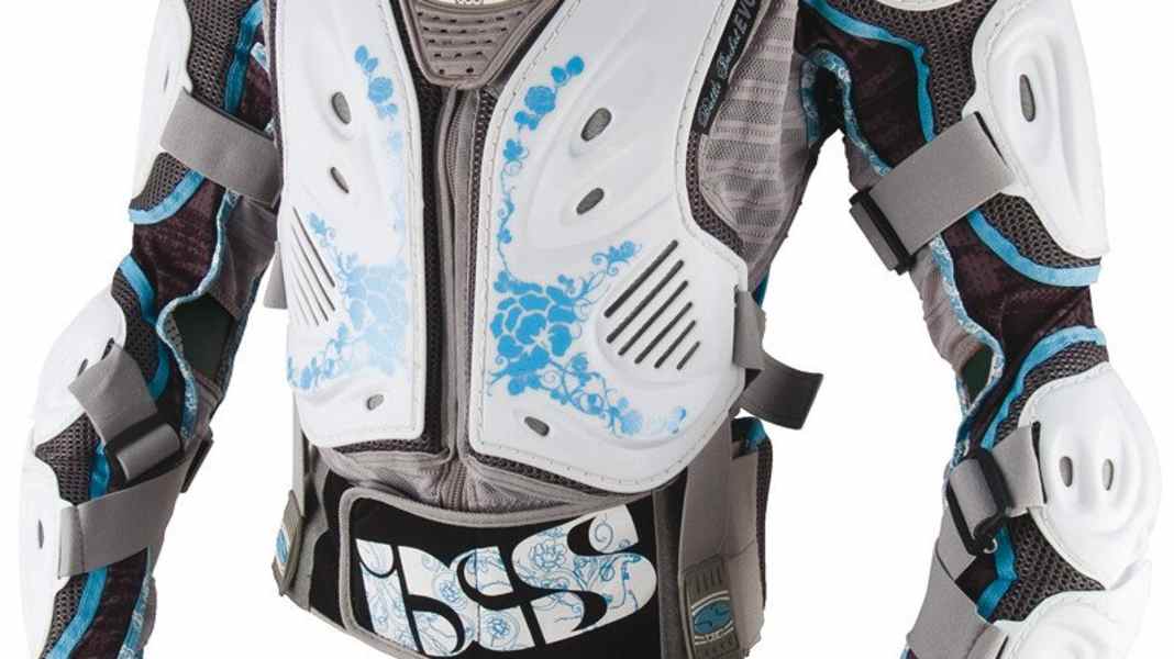 Protektoren und Helme für Frauen