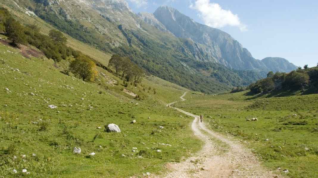 Crossing Slovenia through the Julian Alps