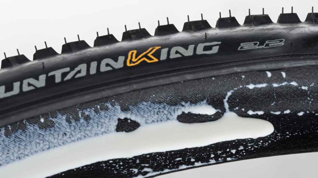This is how it works: Convert tyres to tubeless
