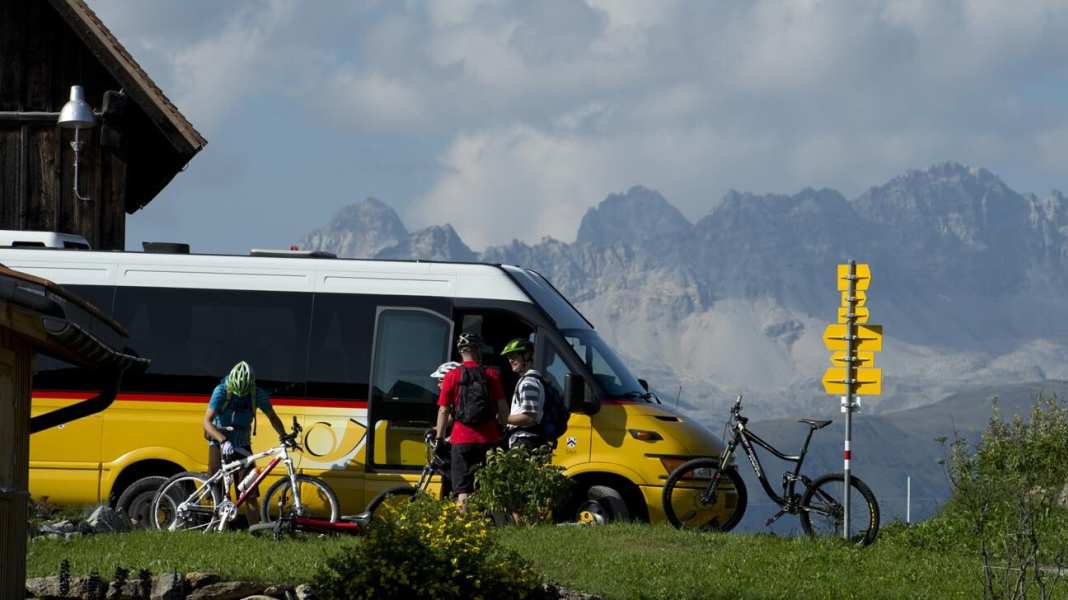 Switzerland: Postbus tour through Graubünden
