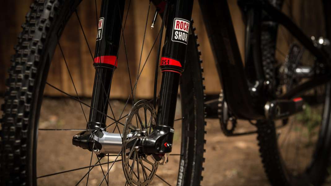 New for 2015: Upside-down fork from Rock Shox and wheels from Sram