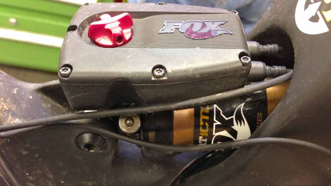 Shimano XTR Di2 and Fox iCTD: strengths and weaknesses