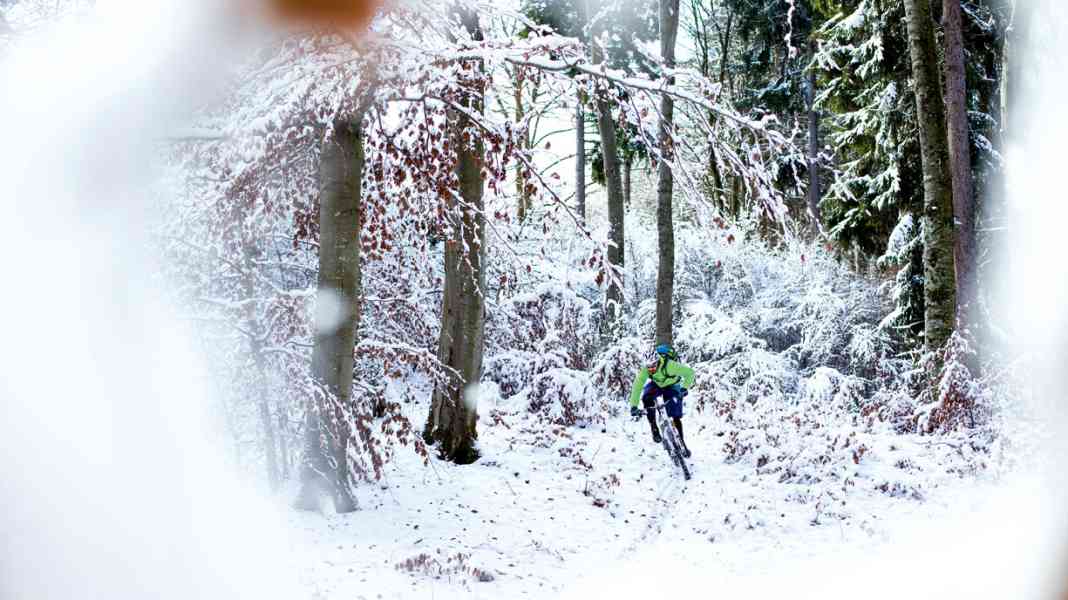 Biking in winter: These pieces will keep you warm!