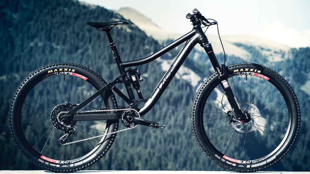 Coal: Neues Enduro-Fully von Last Bikes