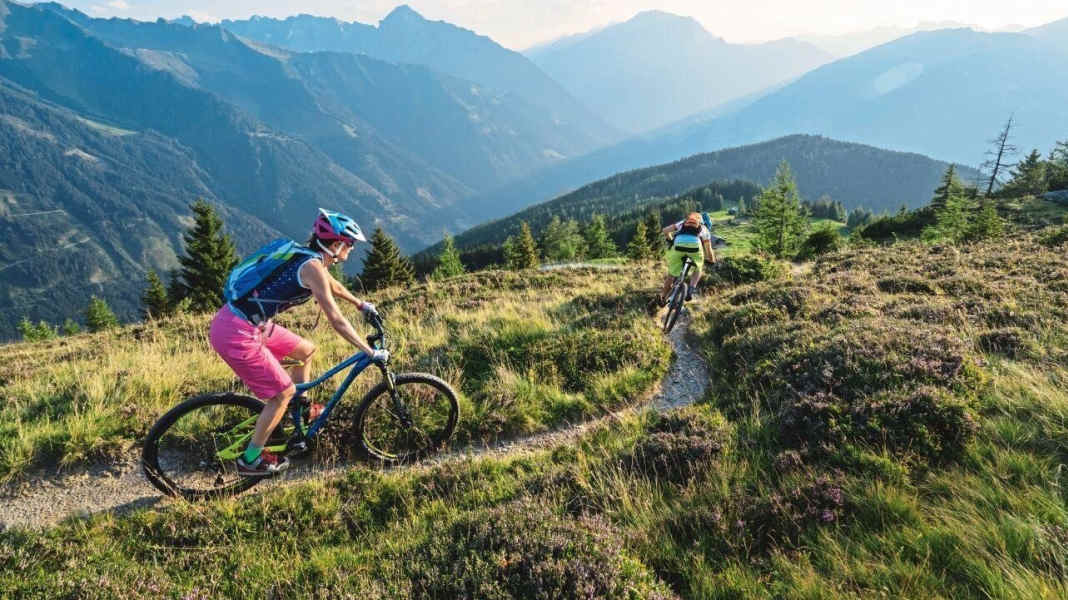 Panorama tours from easy to difficult and flow trails